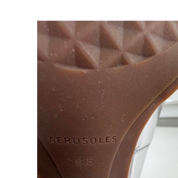 Aerosoles Soft Square Toe Silver Mirror Metallic Block Heel Shoes Women's 6.5 - Picture 9 of 10